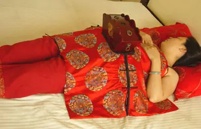 艾灸的作用是什么？ 怎樣用艾灸養(yǎng)生？